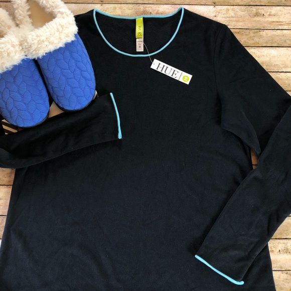 HUE Other - HUE Black Fleece Pajama Top. NWT